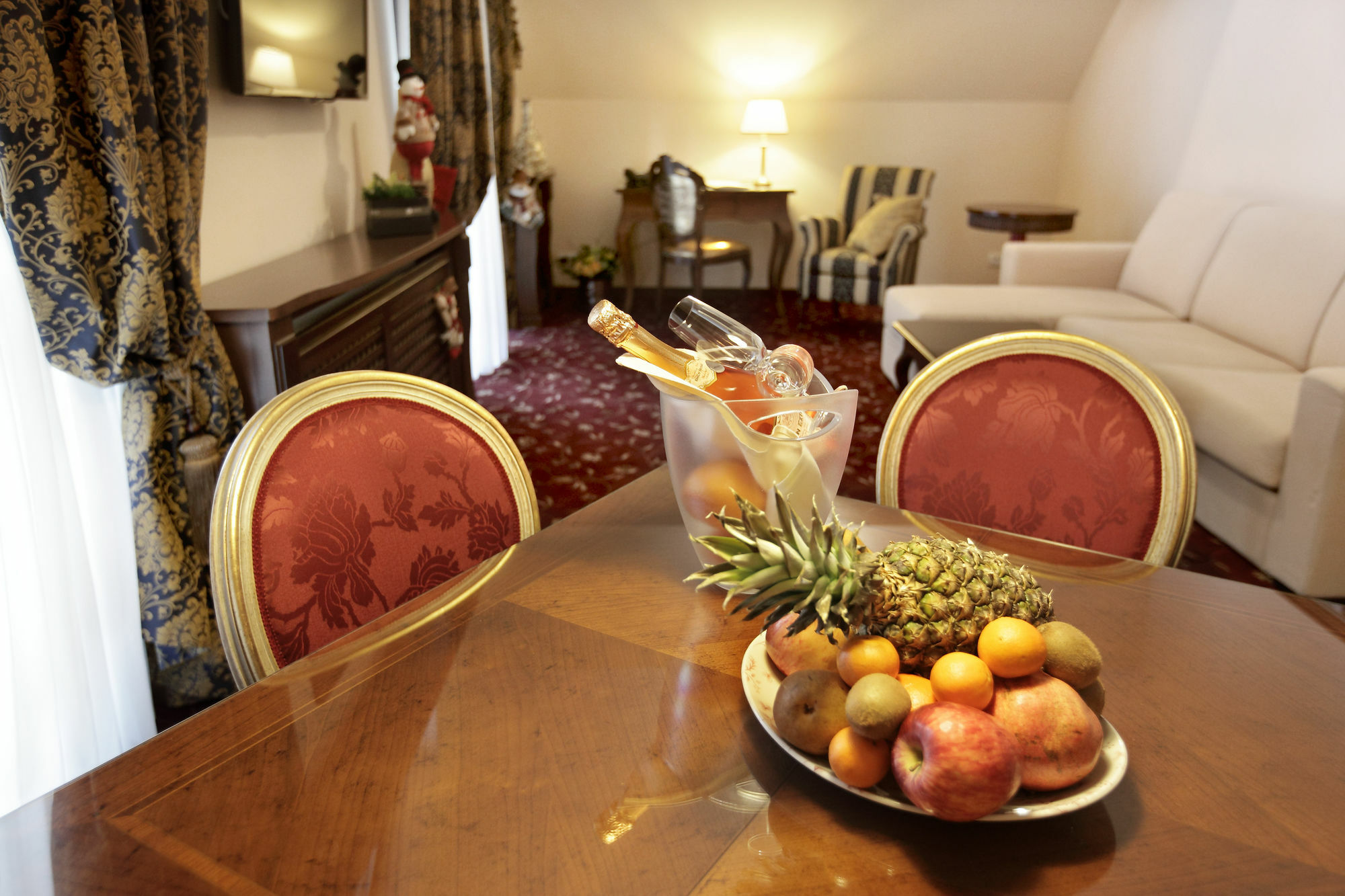 Hotel Boutique Belvedere Sinaia Exteriör bild