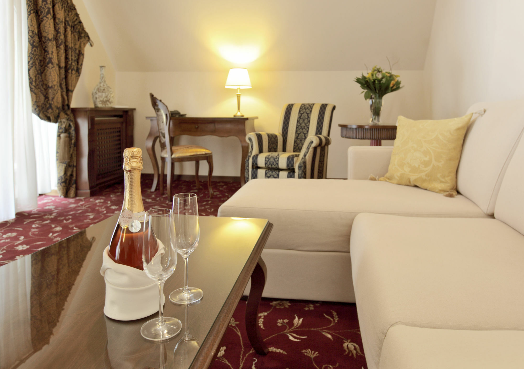 Hotel Boutique Belvedere Sinaia Exteriör bild