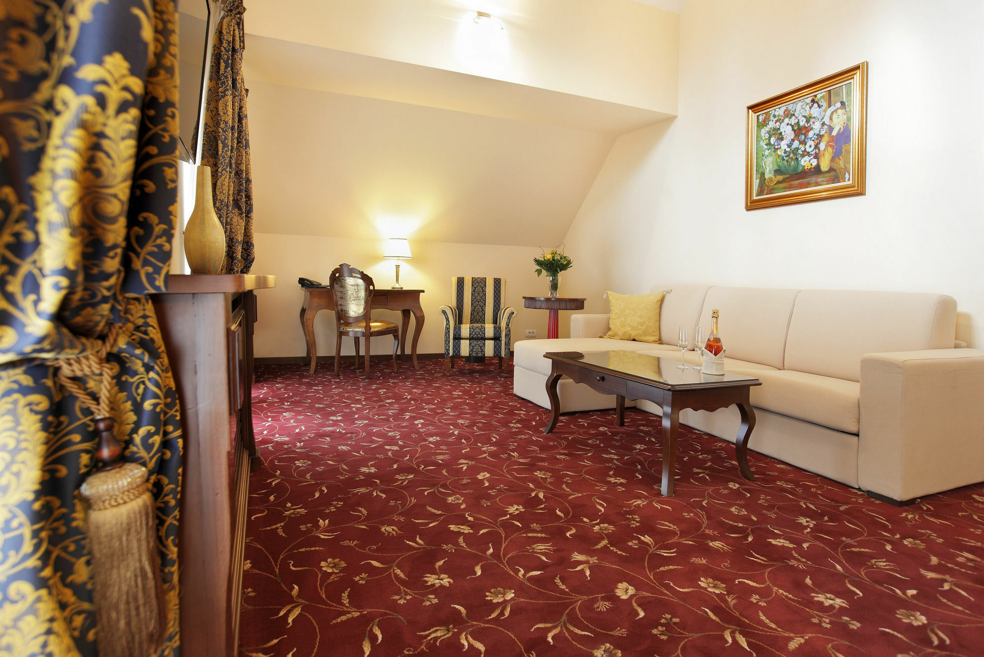 Hotel Boutique Belvedere Sinaia Exteriör bild